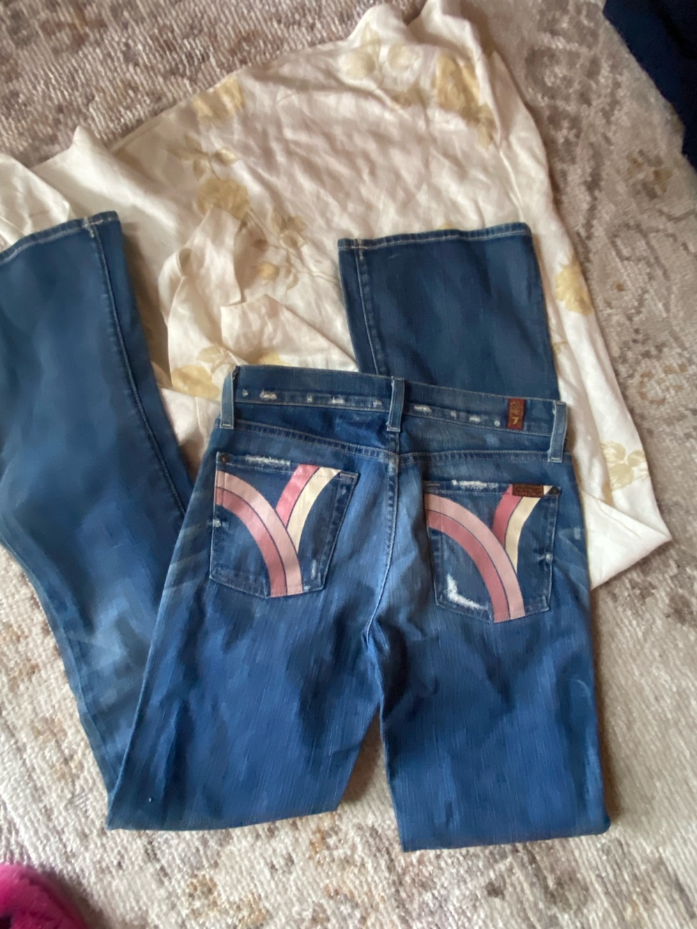 7forallmankind rare bootcut Blue Denim Jeans with Pink Accent Back Pockets